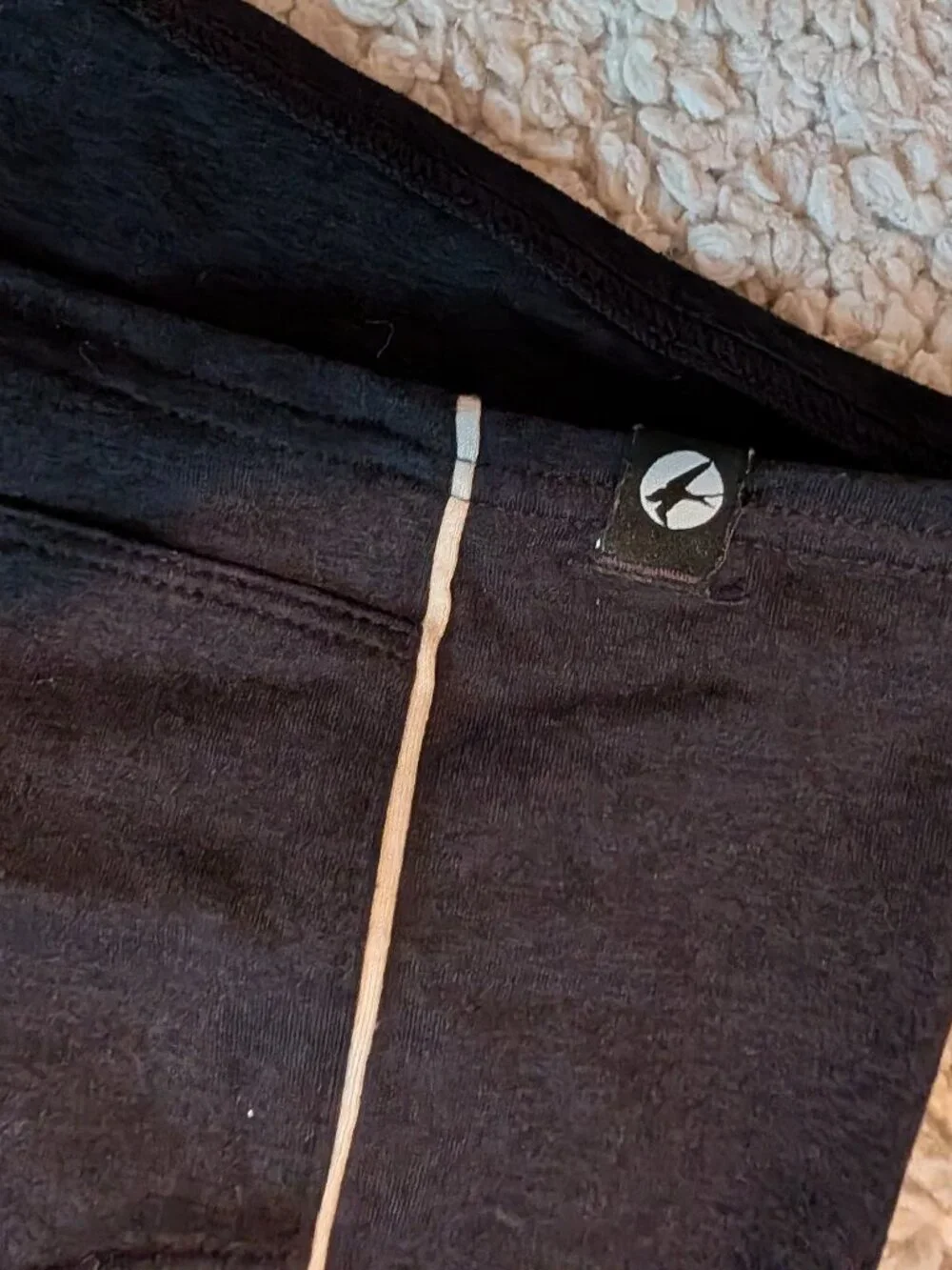 Oiselle Lux Shorts Black Size M - Picture 2 of 4
